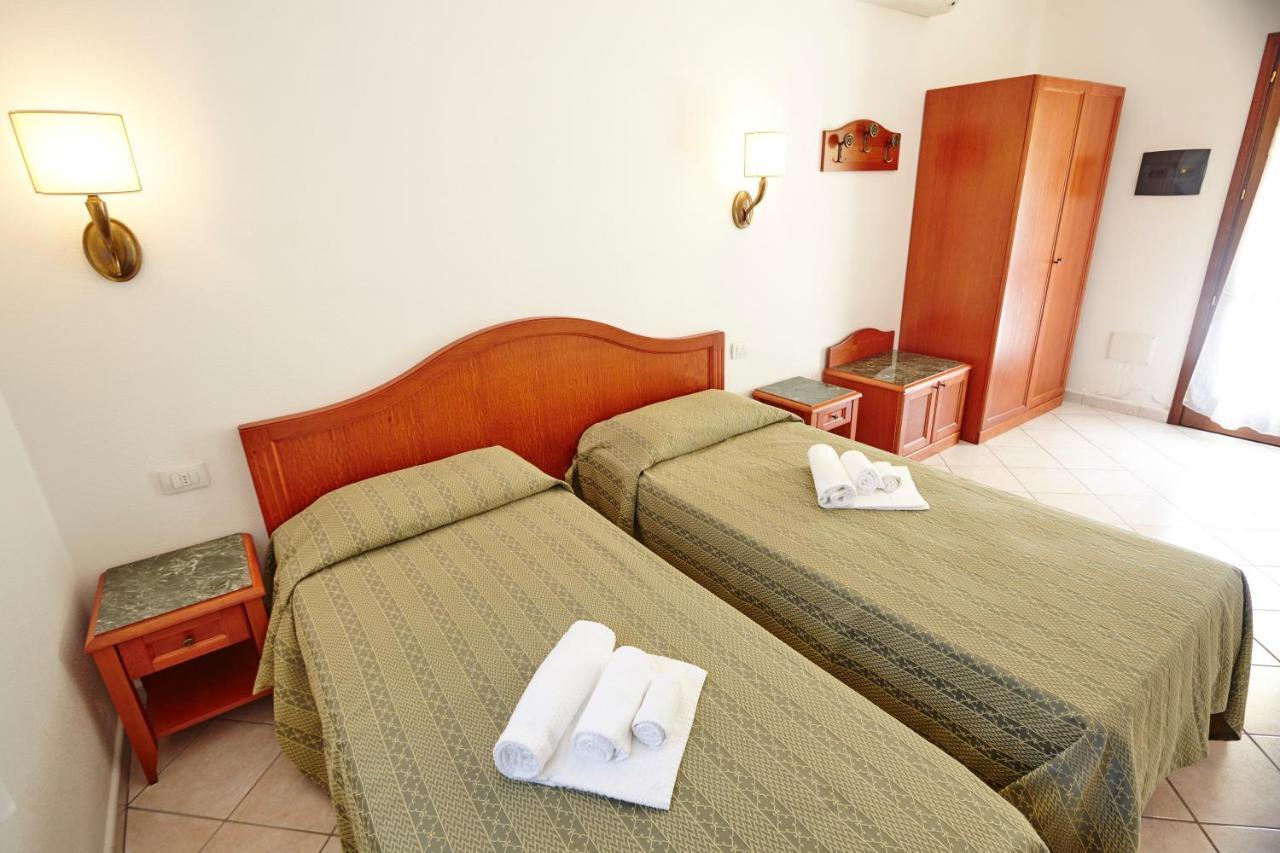 Hotel Cala Mirto Budoni Esterno foto