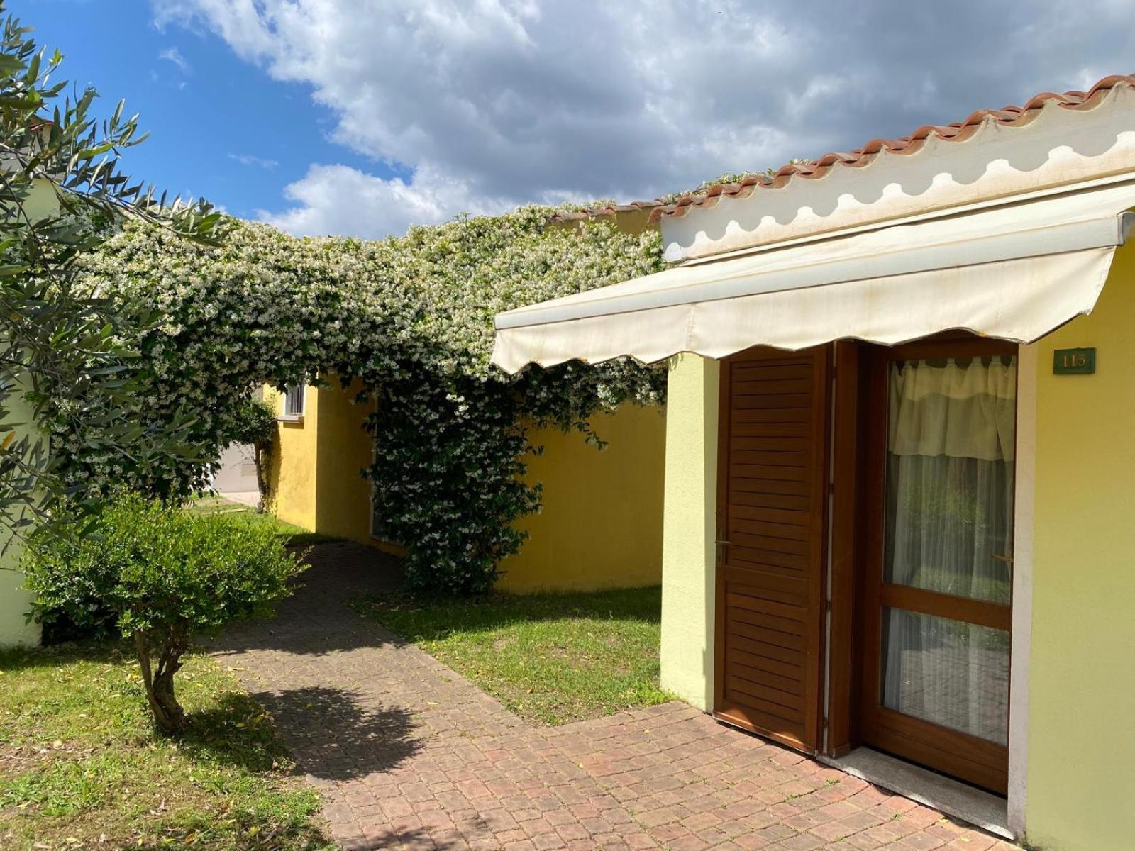Hotel Cala Mirto Budoni Esterno foto
